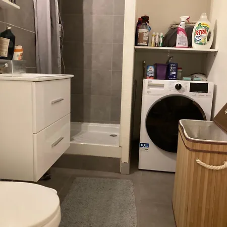 35m2 With Balcony باريس